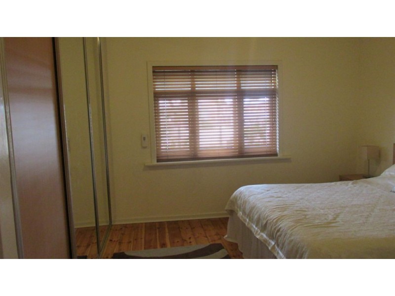 118 East Avenue, Beverley SA 5009