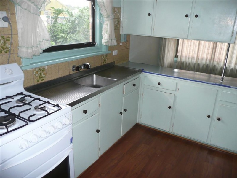 18 Poplar Crescent, Campbelltown SA 5074