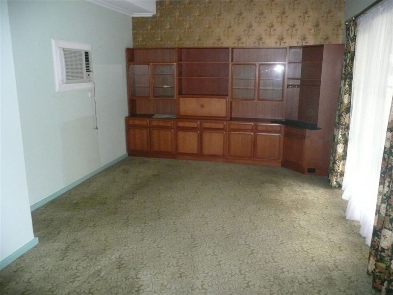 18 Poplar Crescent, Campbelltown SA 5074