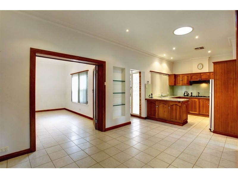 58 Avenue Road, Glynde SA 5070