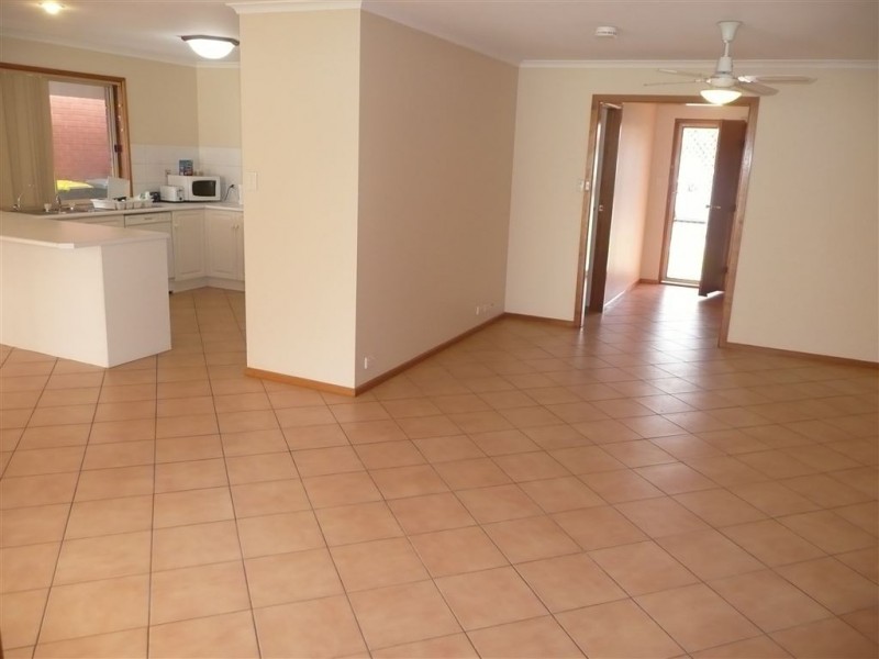 3 Westbury Court, Oakden SA 5086