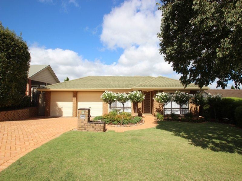 21 Sutherland Place, Golden Grove SA 5125