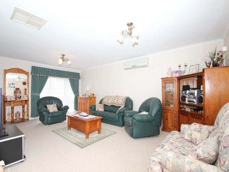 21 Sutherland Place, Golden Grove SA 5125