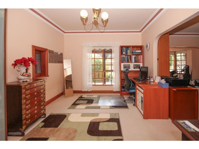 2 Rangeview Drive, Newton SA 5074