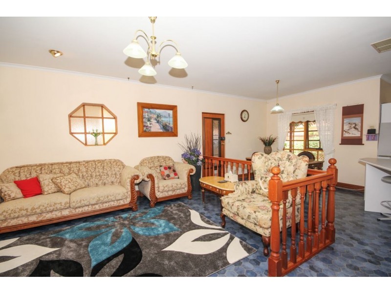 2 Rangeview Drive, Newton SA 5074