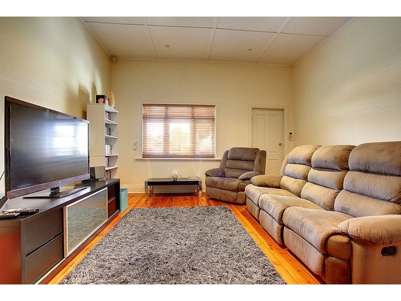 118 East Avenue, Beverley SA 5009