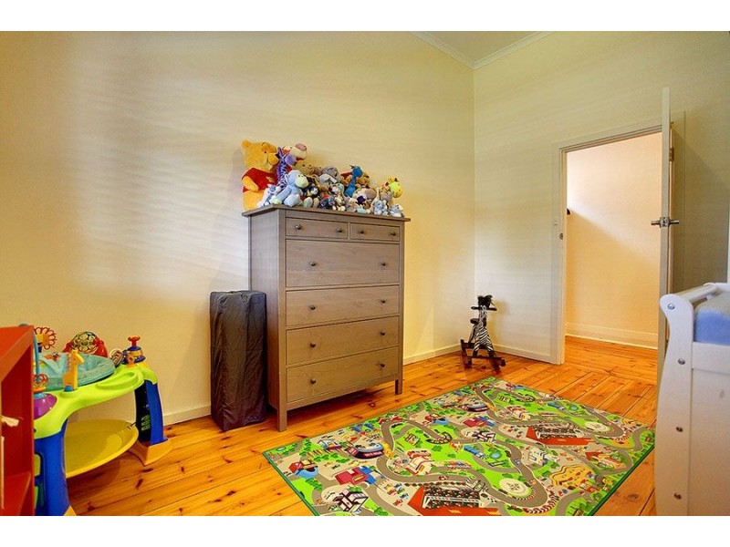 118 East Avenue, Beverley SA 5009