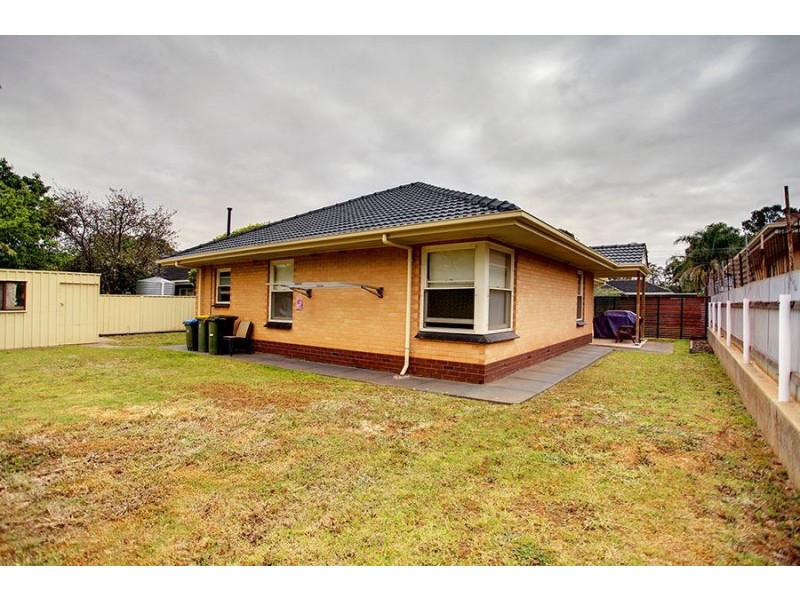 12 Amadio Crescent, Campbelltown SA 5074