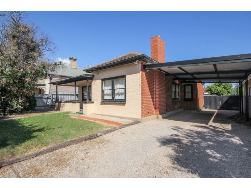 13 Farrant Street, Prospect SA 5082