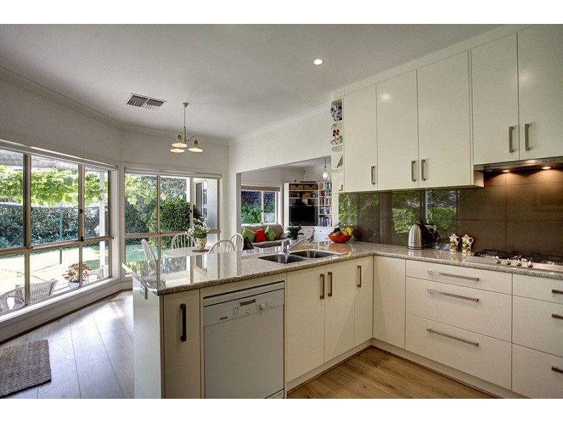 12 Carunta Street, Wattle Park SA 5066