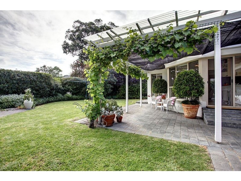 12 Carunta Street, Wattle Park SA 5066