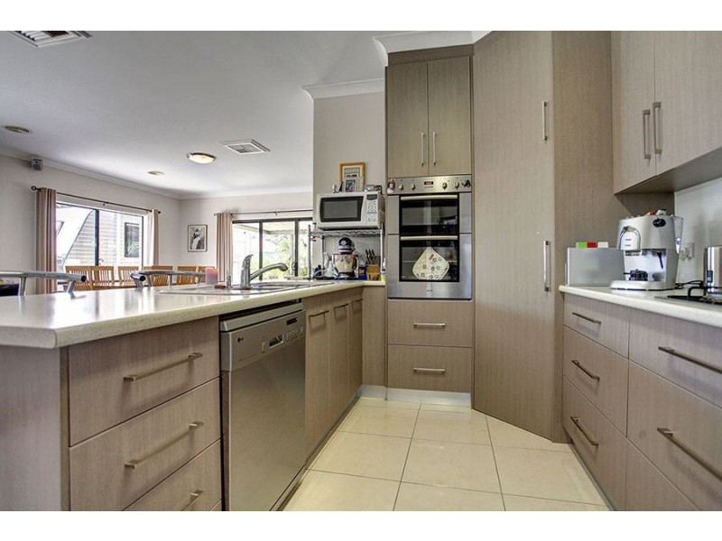 36 Guildford Street, Clearview SA 5085