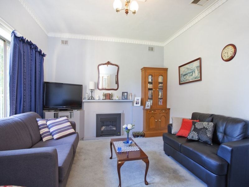 18 Renown Avenue, Tranmere SA 5073