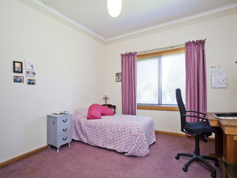 18 Renown Avenue, Tranmere SA 5073