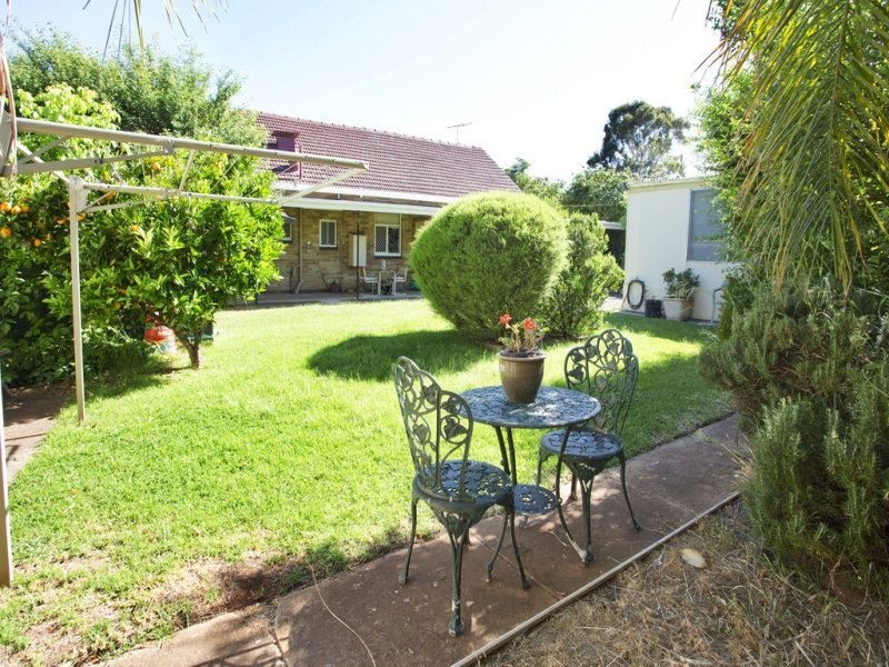 18 Renown Avenue, Tranmere SA 5073