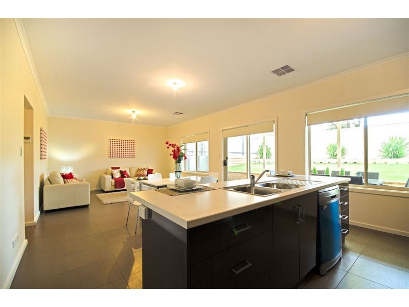 241A Lyons Road, Dernancourt SA 5075