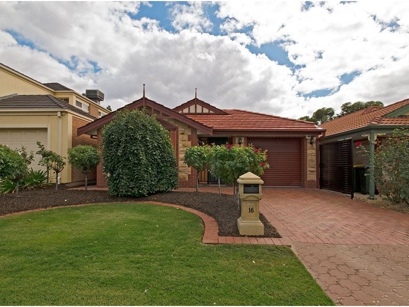 16 Hilltop Drive, Oakden SA 5086