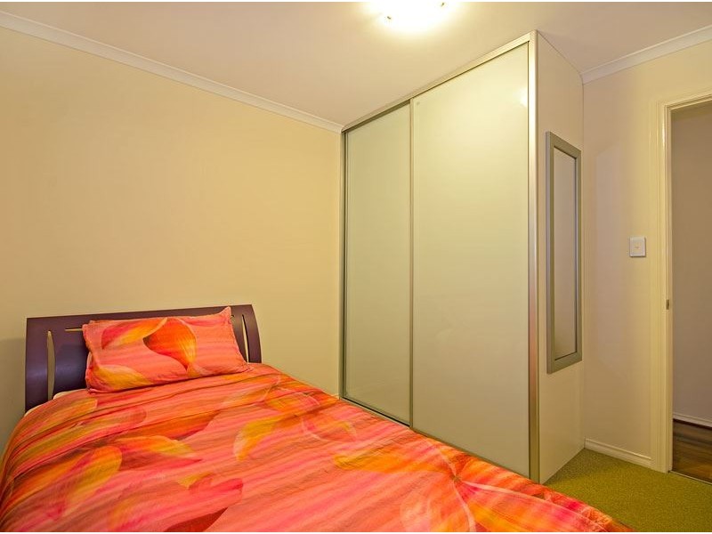 16 Hilltop Drive, Oakden SA 5086