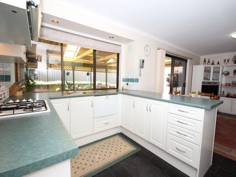 21 Sutherland Place, Golden Grove SA 5125