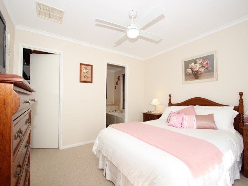 21 Sutherland Place, Golden Grove SA 5125