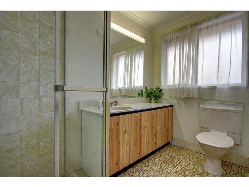 4 Wistaria Grove, Athelstone SA 5076