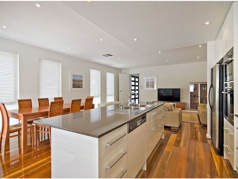 12 Sallis Avenue, Tranmere SA 5073