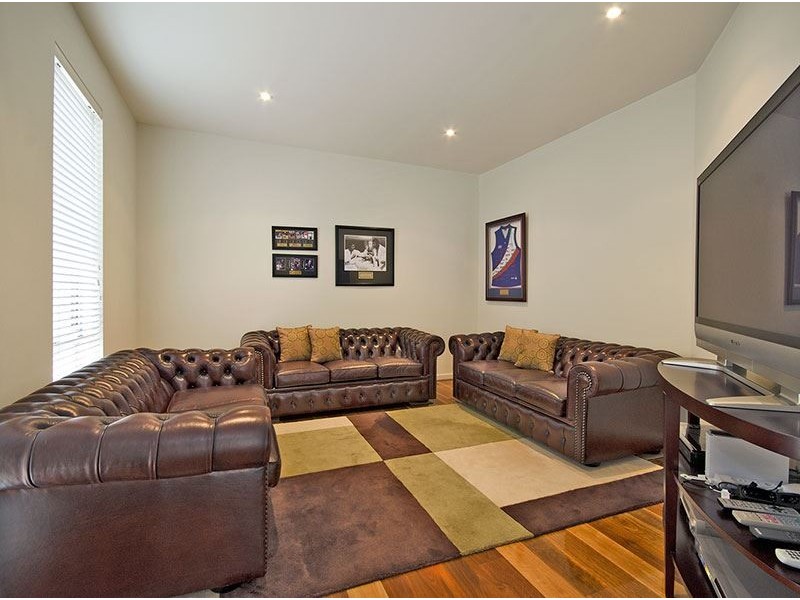 12 Sallis Avenue, Tranmere SA 5073