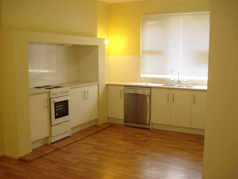 10 Lennox Street, Campbelltown SA 5074