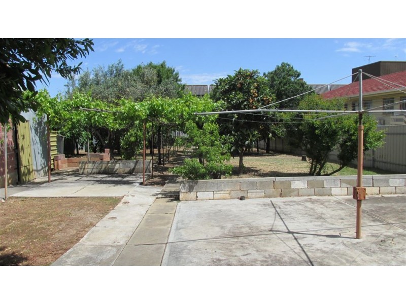 10 Lennox Street, Campbelltown SA 5074