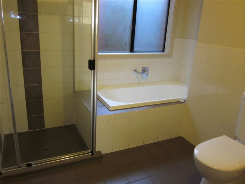 22B Ridgefield Avenue, Paradise SA 5075