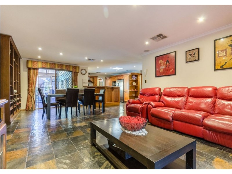 9 Tranquil Court, Campbelltown SA 5074