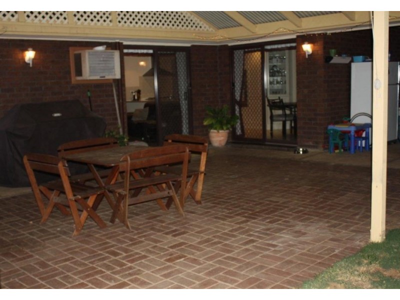 6 Hann Court, Paradise SA 5075