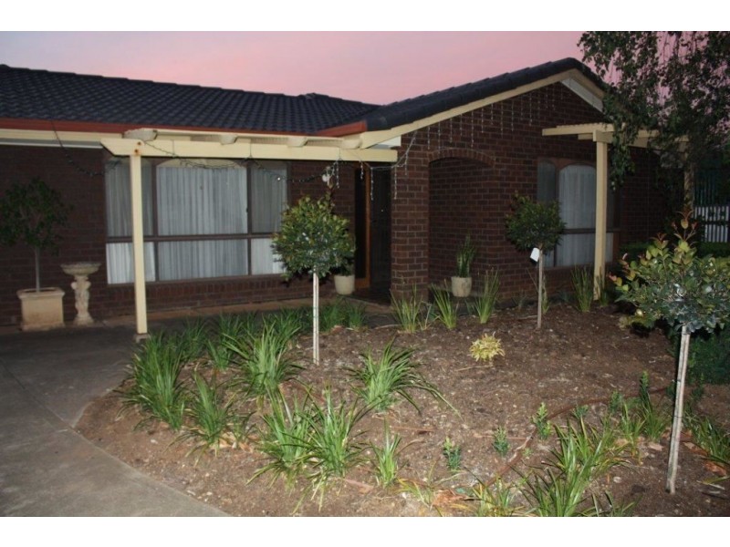 6 Hann Court, Paradise SA 5075