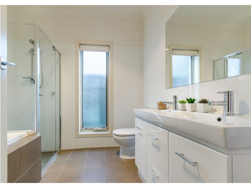 26 Reservoir Road, Paradise SA 5075