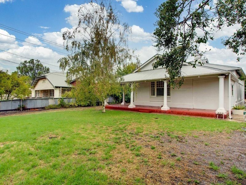 28 Birkinshaw Avenue, Tranmere SA 5073