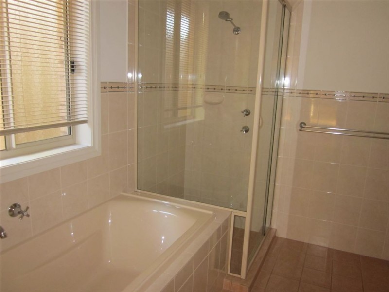 7B Frances Avenue, Para Hills SA 5096