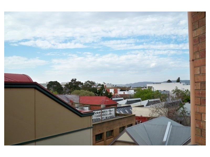 28/17 Eden Street, Adelaide SA 5000