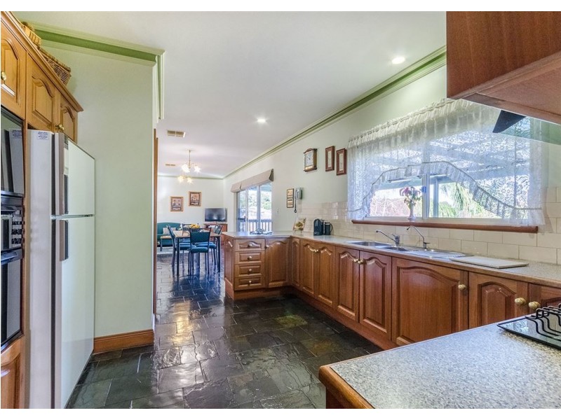 45 River Drive, Paradise SA 5075