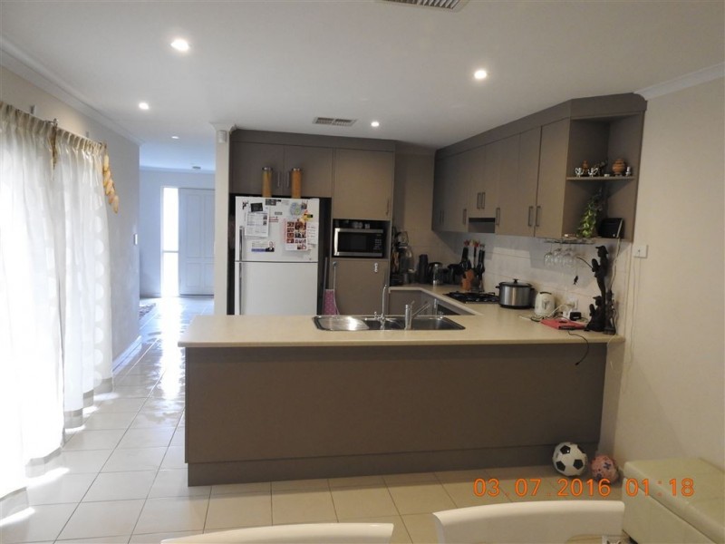 2/50 Valley Road, Hope Valley SA 5090