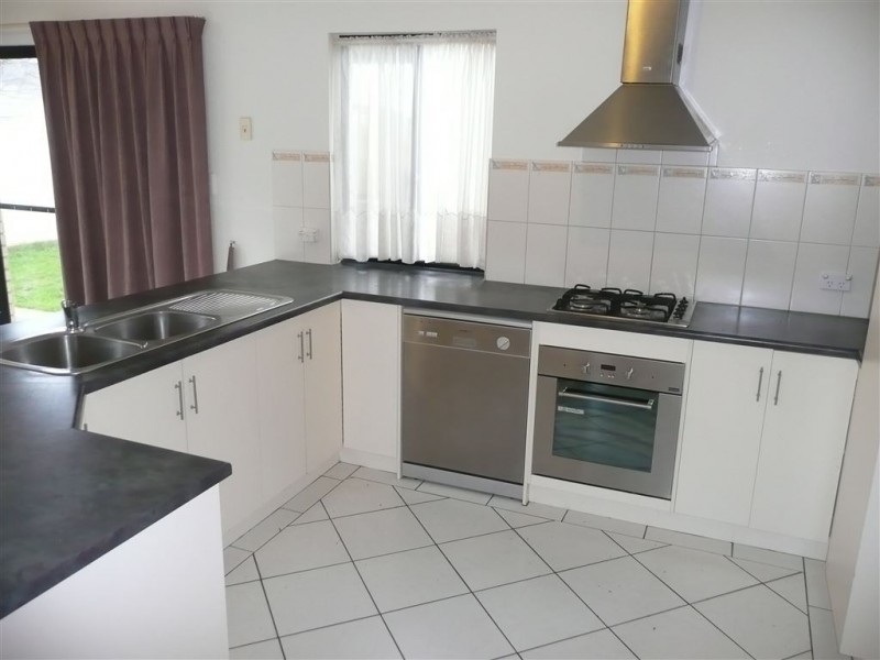 42 Athol Avenue, Blair Athol SA 5084