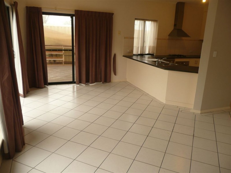 42 Athol Avenue, Blair Athol SA 5084