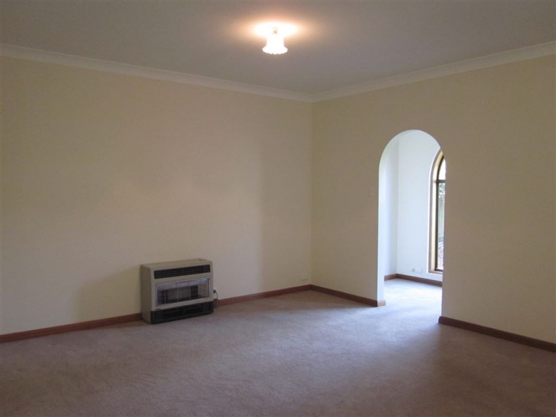 22 Stradbroke Road, Newton SA 5074