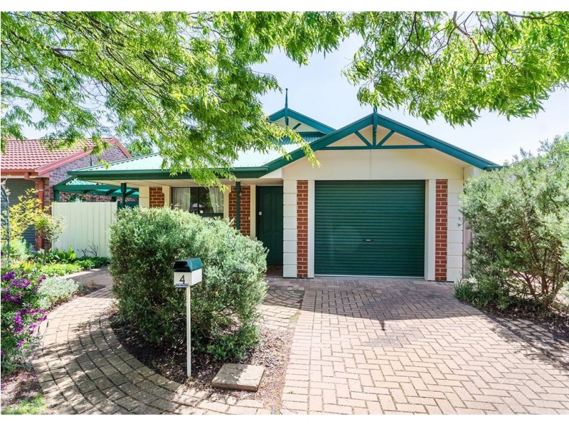 4 Field Street, Oakden SA 5086
