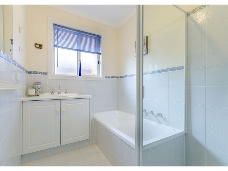 4 Field Street, Oakden SA 5086