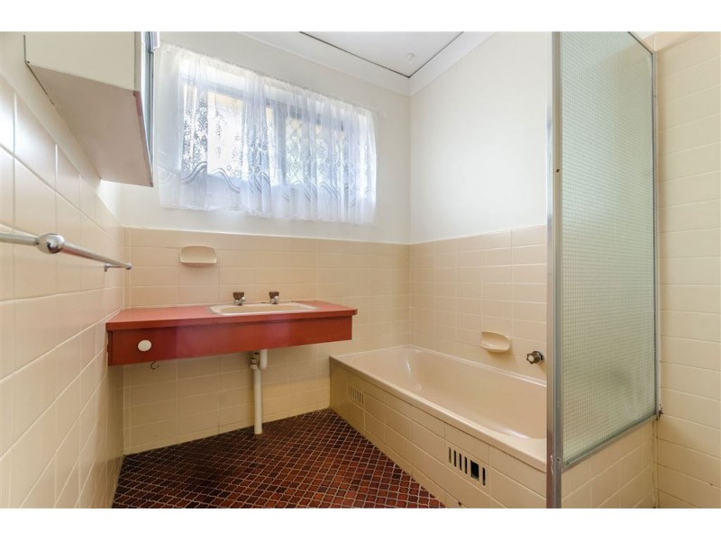 33 Schulze Road, Athelstone SA 5076