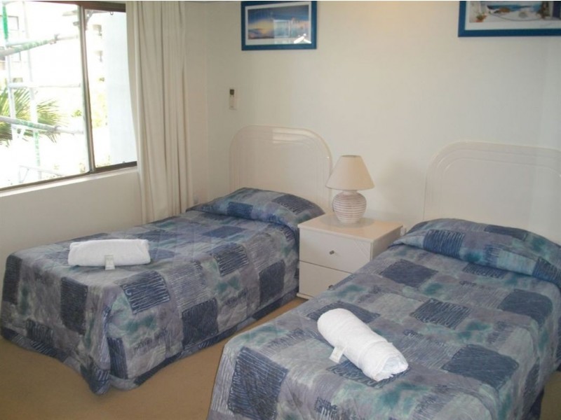 20 & 33/24 Hamilton Avenue, Surfers Paradise QLD 4217