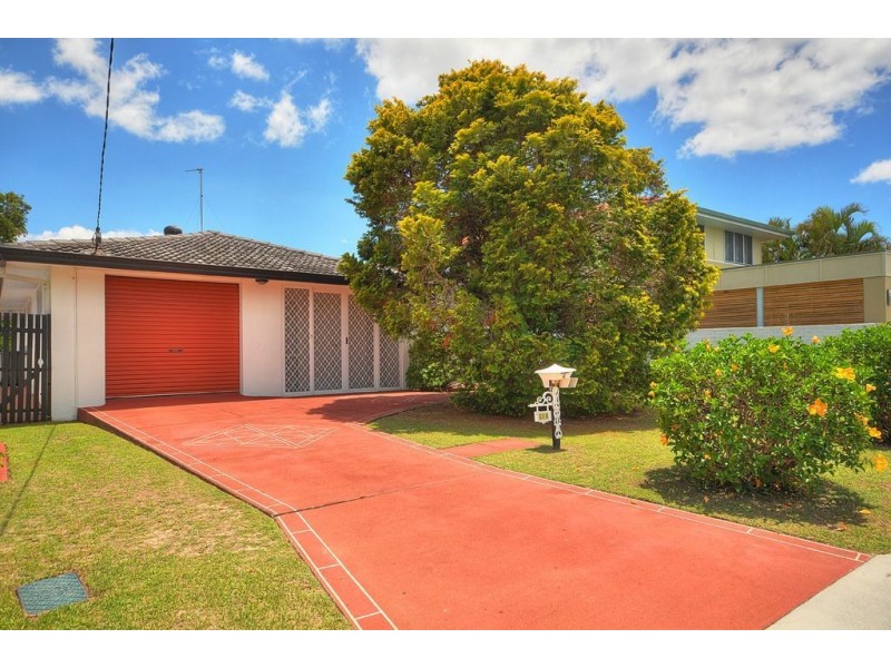 6 Mascala Parade, Mermaid Waters QLD 4218