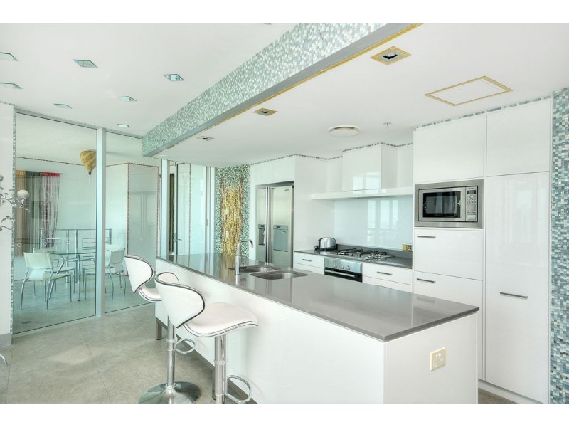 6604/9 Hamilton Ave, Surfers Paradise QLD 4217