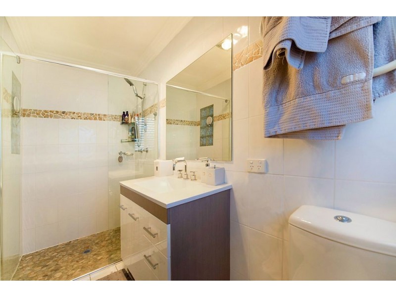 39 Sundown Drive, Paradise Point QLD 4216