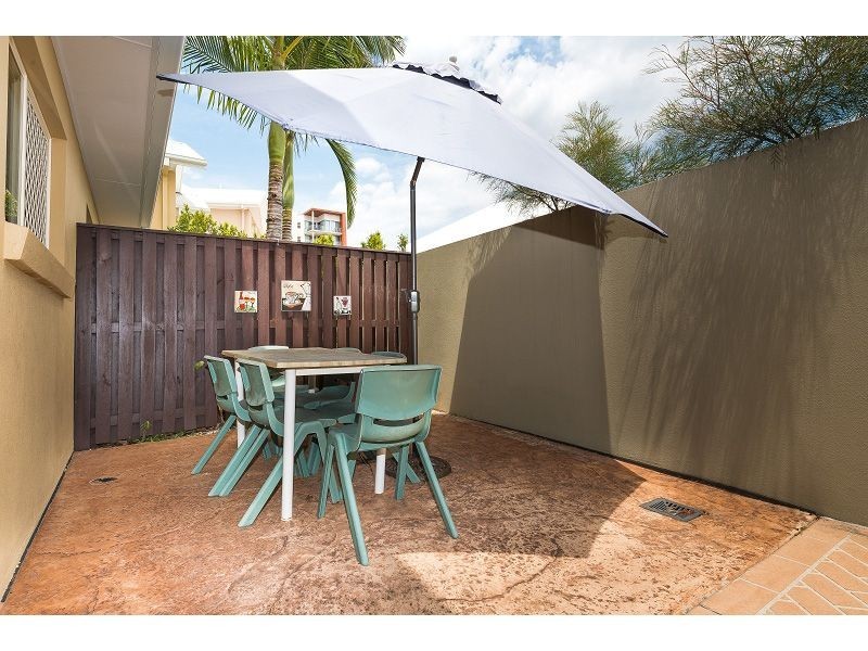 24/12 Promenade Avenue, Robina QLD 4226